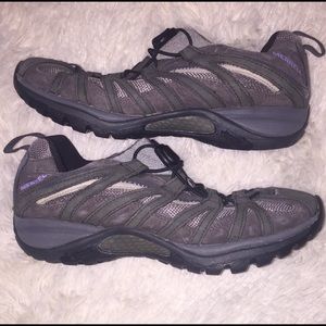Merrell Hiking Shoes - Size 9 BUT fit like 8.5!